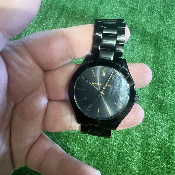 Womens Michael Kors Slim Runway Black Stainless Steel Wrist Watch Pre Owned - Picture 5 of 6